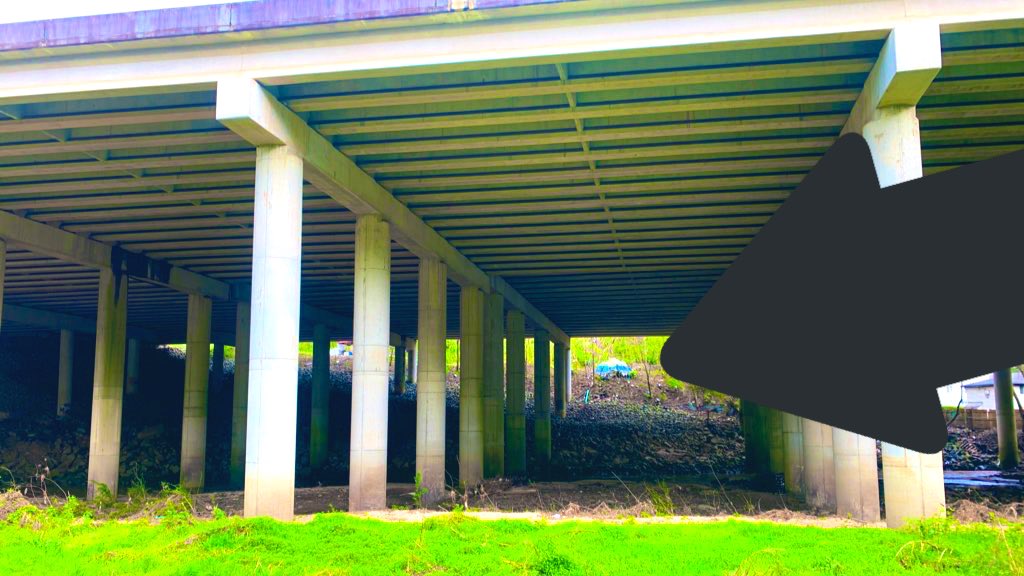 atlfails's tweet photo. @KeishaBottoms Just like you close your eyes to the homelessness in this city! Behold, your homeless subjects (I’ve circled and pointed them out for you). #atlfail #atlsotc2021 #atlanta #oneatl https://t.co/PBs1cUOQIn
