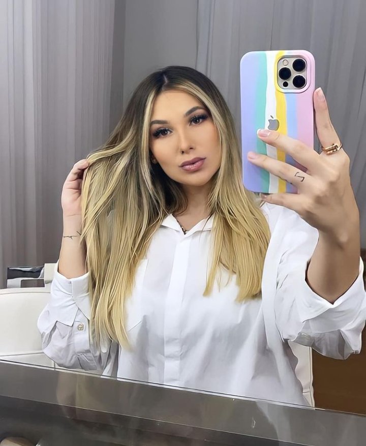 NViirlipe's tweet photo. Perfeição  tem nome e se chama Virginia Fonseca 😍😍🥰♥️

FC do Zé unidas_pelo_ze_
FC da virginia unida_pela_virginia
No insta seguem lá

@virginiapfs https://t.co/3YBcUmG6Pu
