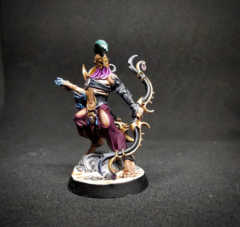 llnemll's tweet photo. Con sus detalles #Warmongers #PaintingWarhammer #darkzo #caosmarzo2021 https://t.co/pVsjotyQ2S