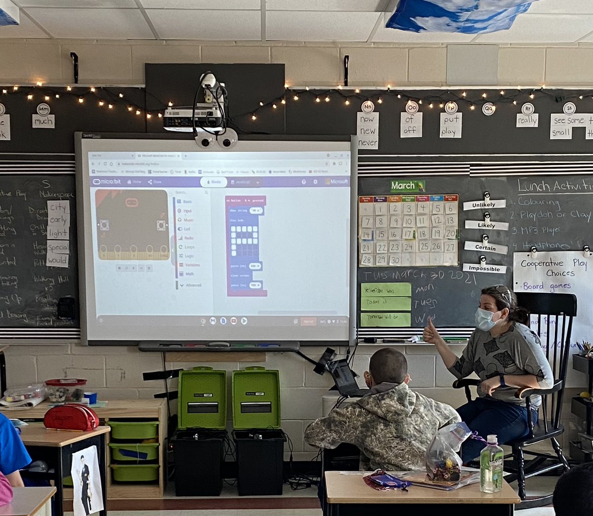 Vandenberg_OCSB's tweet image. Big shoutout to @KarynHepburn (a.k.a The Queen of Math) for coming to do some coding with us this week. Ss coded their own body breaks! @McHughEduCentre #mchughproud #ocsbcoding