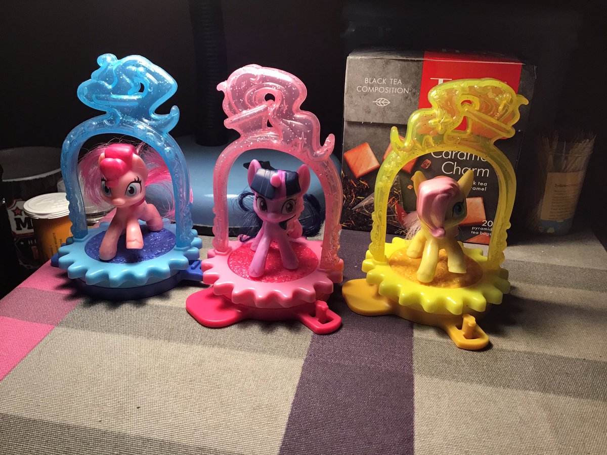 Ang3linaI's tweet photo. mlp 🦄 https://t.co/oyY7BC0mN5
