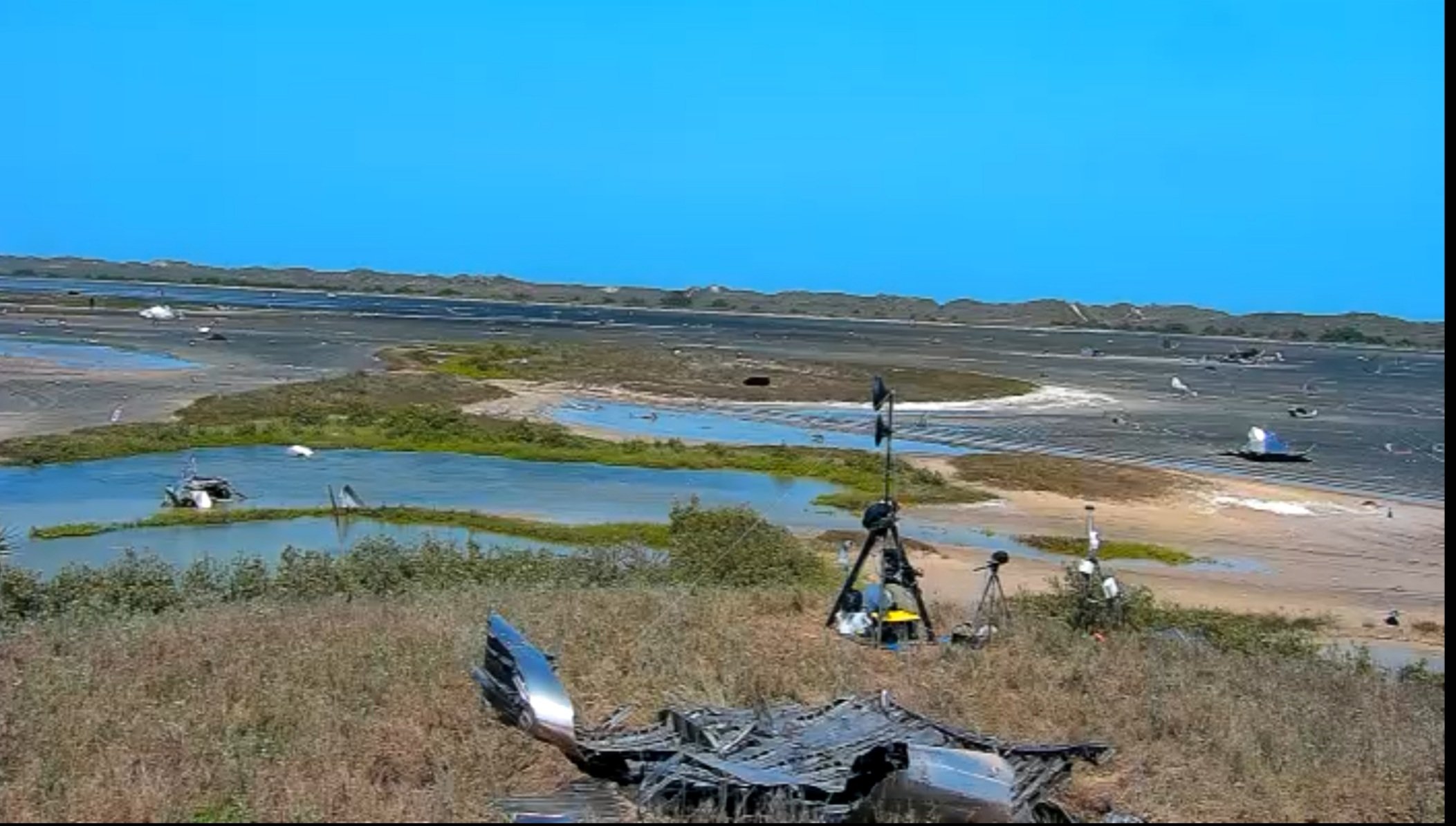 [Image: ExwnS4uWQAkPhi9?format=jpg&name=4096x4096]