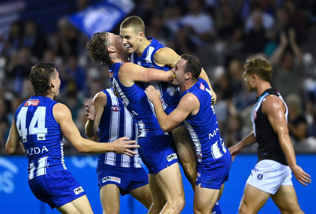 1116sen's tweet photo. Garry Lyon’s "shout-out" to North Melbourne youngster | https://t.co/T1b8zW8R5A | #AFL https://t.co/mgAsJKqZDR