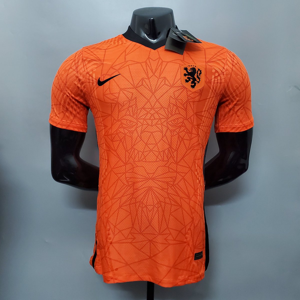 kitsdirectuk's tweet photo. Netherlands Home 2020/21 Jersey 🇳🇱 £24.99

Player Edition ⭐️ 
All Sizes Available ✅ https://t.co/DZgkbycNdP