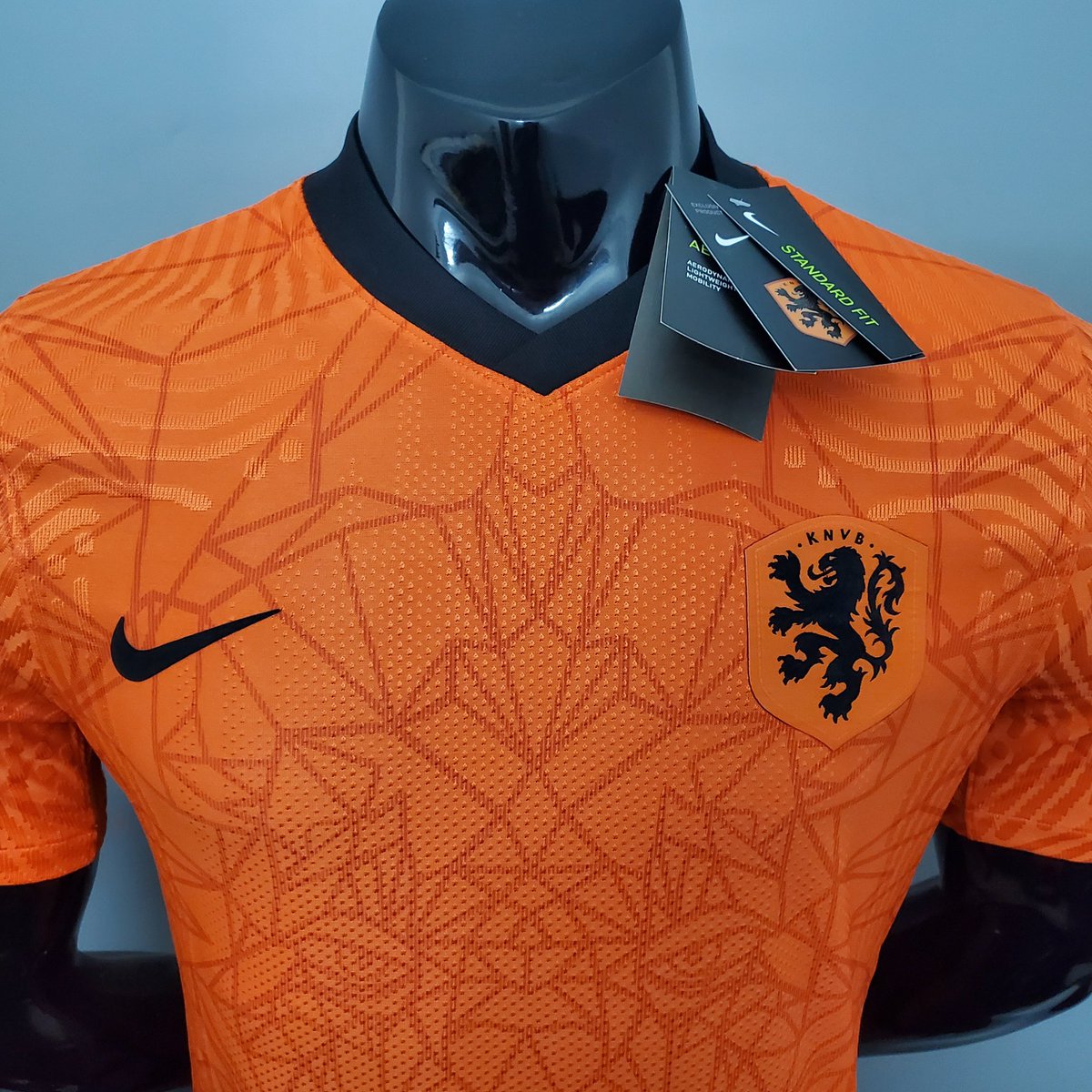 kitsdirectuk's tweet photo. Netherlands Home 2020/21 Jersey 🇳🇱 £24.99

Player Edition ⭐️ 
All Sizes Available ✅ https://t.co/DZgkbycNdP