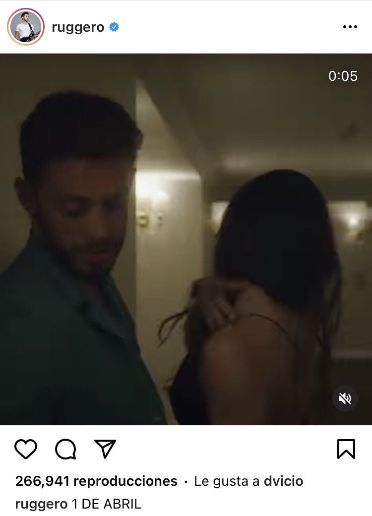 DvicioMexico_'s tweet photo. Aahhhh ¿cómo que @_ruggero y @dvicioficial ? 
RUGGERO FEAT DVICIO https://t.co/76B4uYG7fa