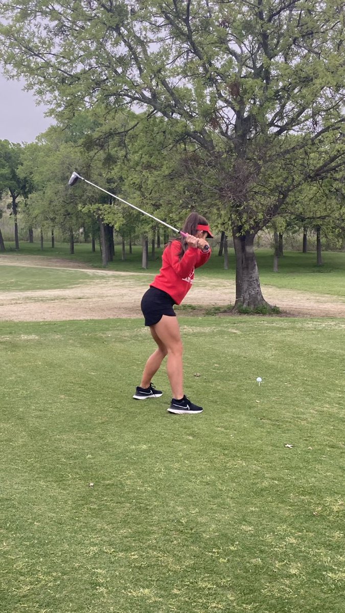 BeltonLTG's tweet photo. Lady Tigers have a big lead after day 1 of district thanks to a season low team score! 6 Lady Tigers inside the top 10 individuals! https://t.co/7g3J1c1IoY