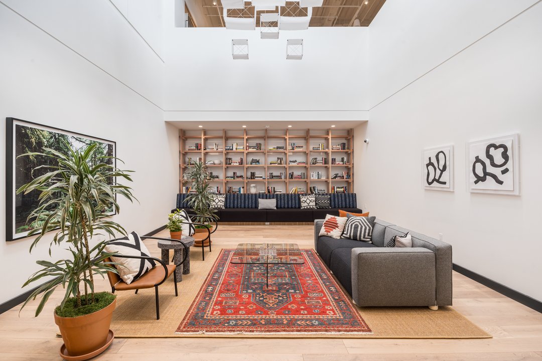 WeWork's tweet photo. Books and nooks in WeWork San Francisco. π
Discover homey, on-demand workspaces at https://t.co/Wy4cgD41kM. #wework #weworksf https://t.co/3LcB9tHd47