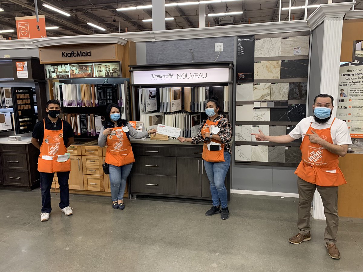 Rene_HDISM_LASo's tweet photo. @emerald85756334 Is loving the sound of the register go CHA-CHIIING!! I just drove in 473 🛒 for Team Sunset & couldn’t wait to celebrate!! #OneTeam #WinInMakeoverLeads @thdTimPacC @DallasDearthTHD @OrmondLsormond @George_D_THD https://t.co/ZZ3P0Ab762