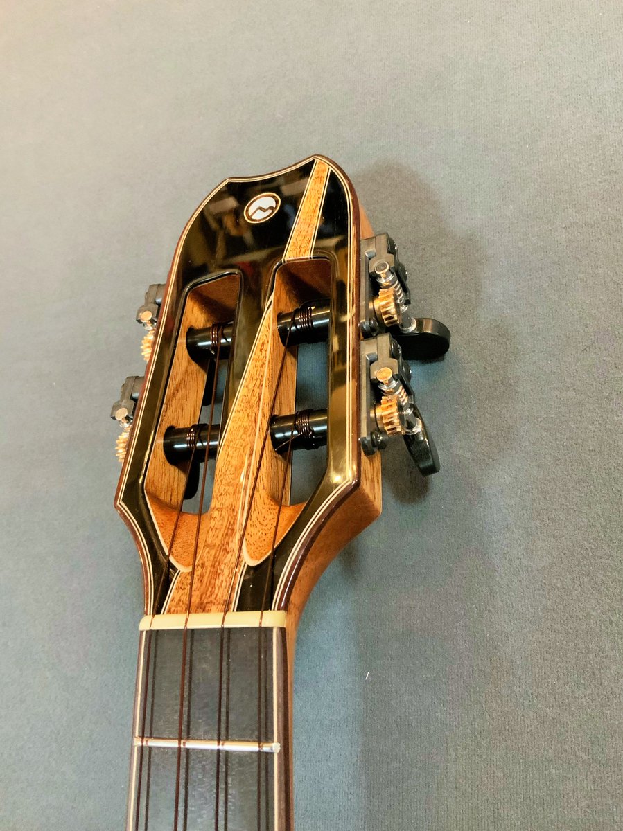 KIWAYA_uke's tweet photo. 希少性と品質でトップレベルの人気を誇る人気 #ビルダー #ミツタウクレレ 入荷です!
既に入荷を待たれていた方に即決頂いているので一般販売が出来ないのですが美しいウクレレ是非ご覧下さい
次回入荷が気になる方はお問い合わせ下さい♪
#ukulele #キワヤ #KIWAYA #MITSUTA #光田 https://t.co/VQE9WUle7e