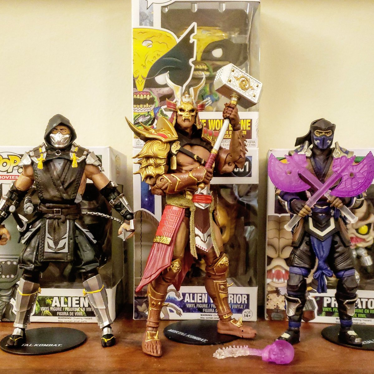GbVizion's tweet photo. Gave the fellas their spot! I have to keep the energy in my creative space flowing!
#scorpion #shaokahn #subzero #mortalkombat #mortalkombatmovie #giftrevolver #mcfarlanetoys https://t.co/CvhjQHeczg