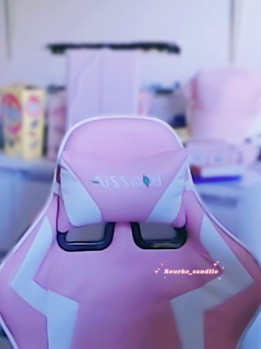 Rourkecandiie's tweet photo. Cute &amp; Very cute  🎀💗 @rourkesdiamonds 

https://t.co/bGttwFM6VP…  🎮🎧

#Rourke #RourkesDiamonds  
#RourkeStreaming  
#twitchstreamer #twitch 
#weloverourke #supportrourke 
#Rourke_candiie 🎀

              Cute                           Very cute https://t.co/Qolkf8jmLu