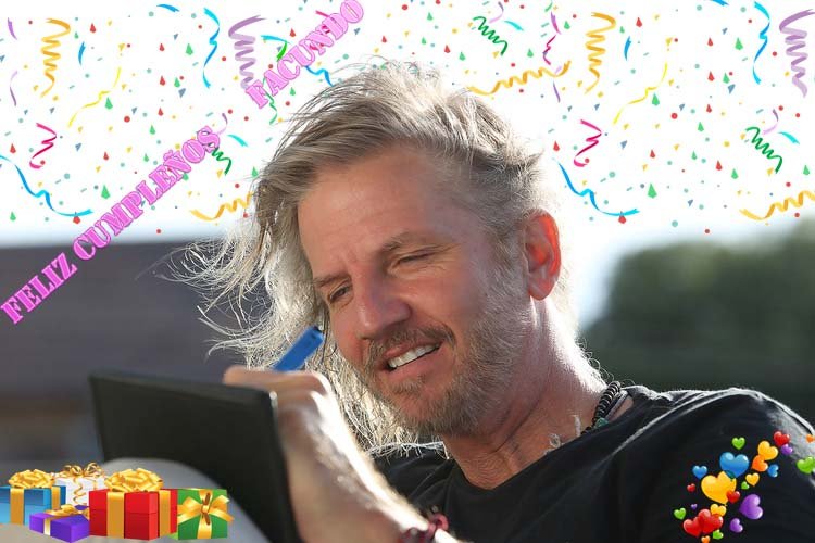 Antosya5's tweet photo. @Facundo_Arana ❤❤❤Feliz Cumpleaños!❤❤❤¡Que la vida te sonríe así cómo le sonríes! https://t.co/D5rdMtWxX8