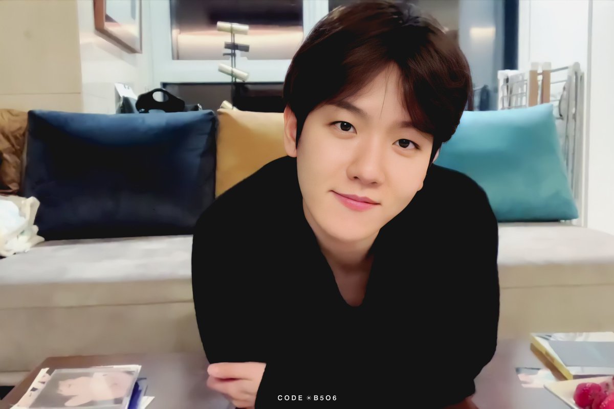 56baeks's tweet photo. "you miss daddy?"

"eung."

"i miss him too, bub. but we promised we'll wait for him, right? yuan promised daddy he'll wait daddy with a smile?"

"but papa... i miss daddy's stawbwewies. daddy—daddy always picks stawbwewies for yuan."

"of course daddy didn't forget about that." https://t.co/qb6vY2szgK