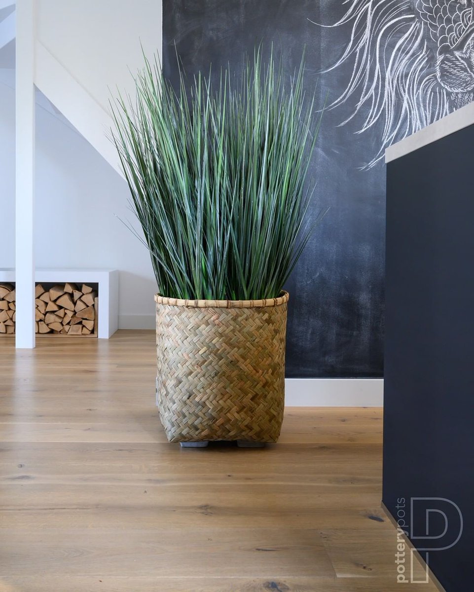 MoieLiving's tweet photo. From jumbo pottery to small accessories, from glossy to rough finishes, #PotteryPots provides high-quality planters for your outdoor and indoor garden.
Check out the collection at MOIE @pacificplace level 1. https://t.co/uj9YnwA9kT