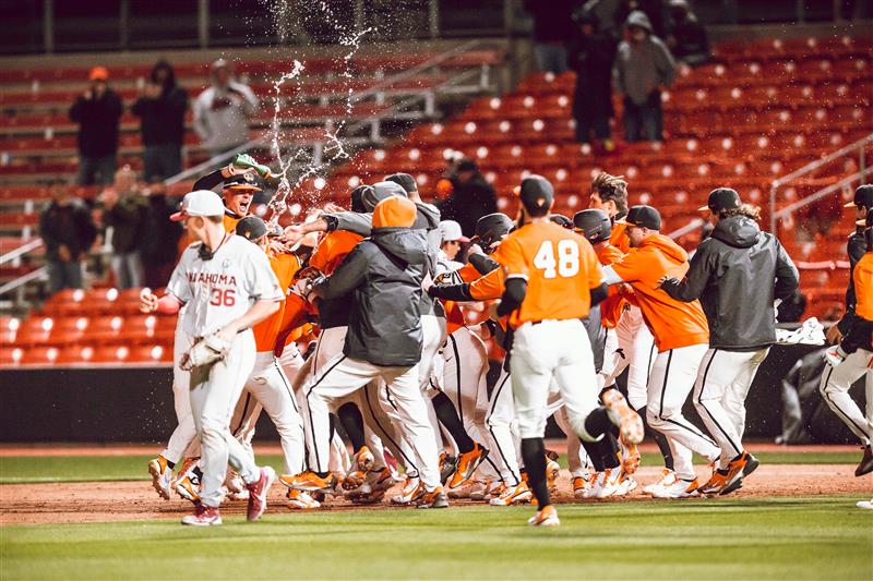 OSUBaseball's tweet photo. Bedlam wins just hit different 😤

#MakeItHappen #GoPokes https://t.co/xIJS9dCXXH