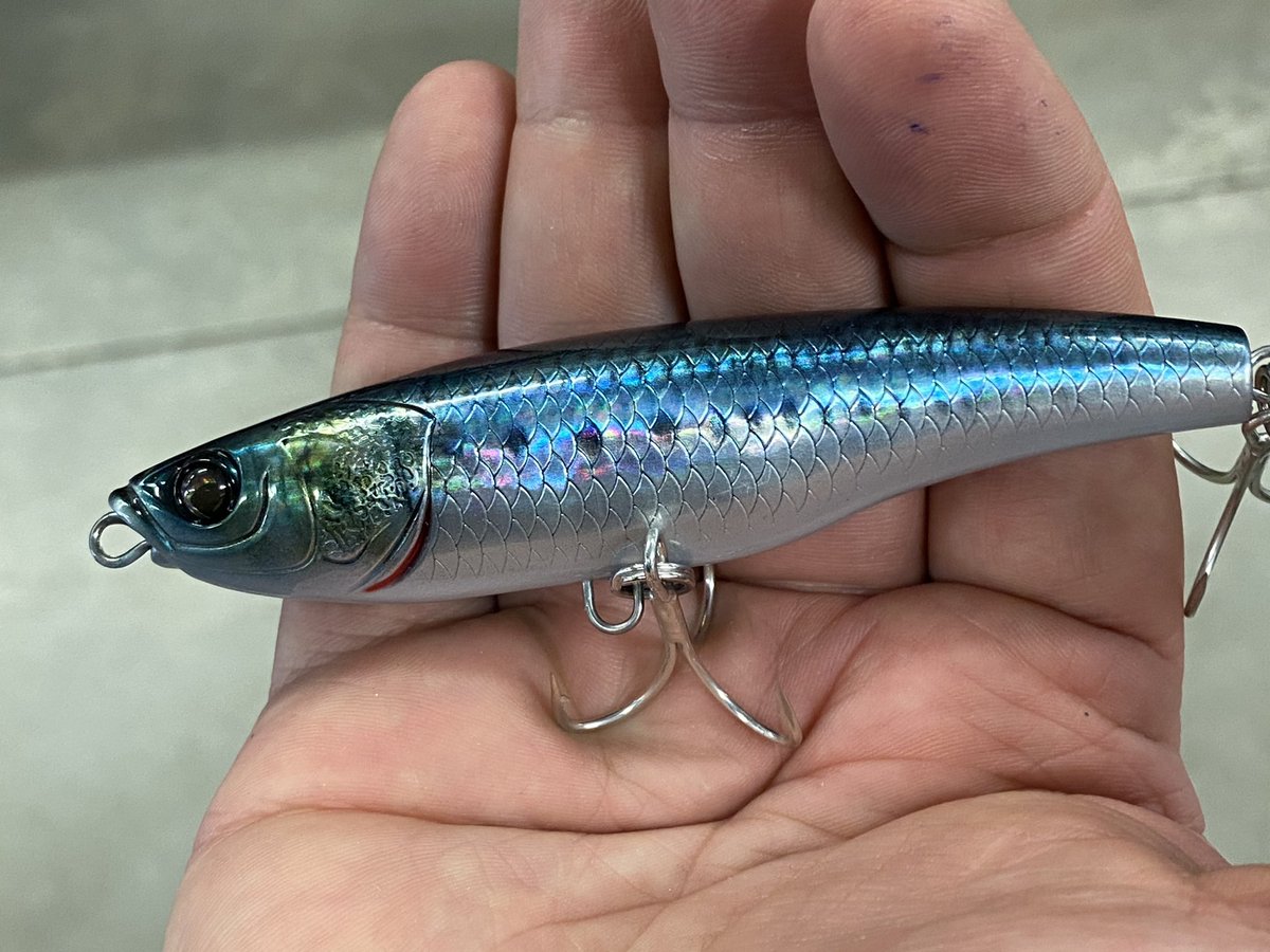 CompleatAnglerG's tweet photo. How’s the finish on this lot? The Little Jack Forma Heads sinking stickbait is 105mm long and weighs in at a substantial 52gm. That’s a lot of weight jammed into a small package. #compleatanglergeelong #compleatangler #littlejacklures #formahead105 https://t.co/KIvYBOarV1