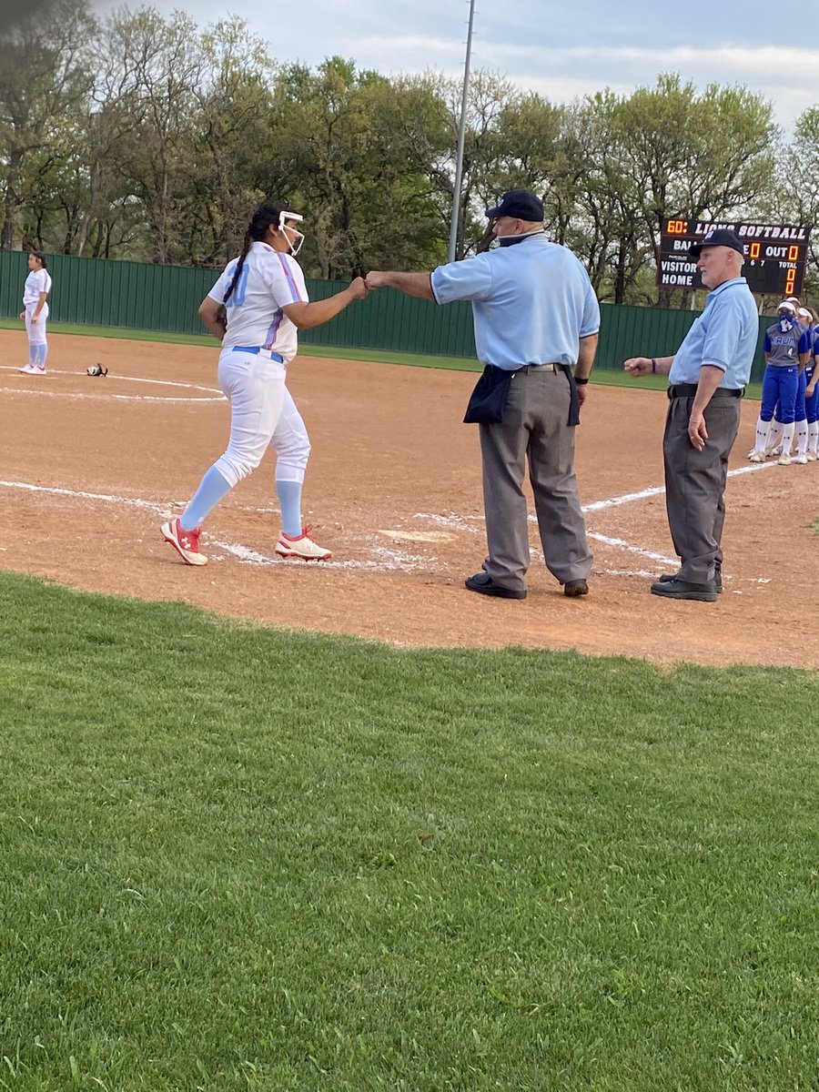 AMedina2023's tweet photo. Game day vs Krum.... https://t.co/19QiQgoP6P