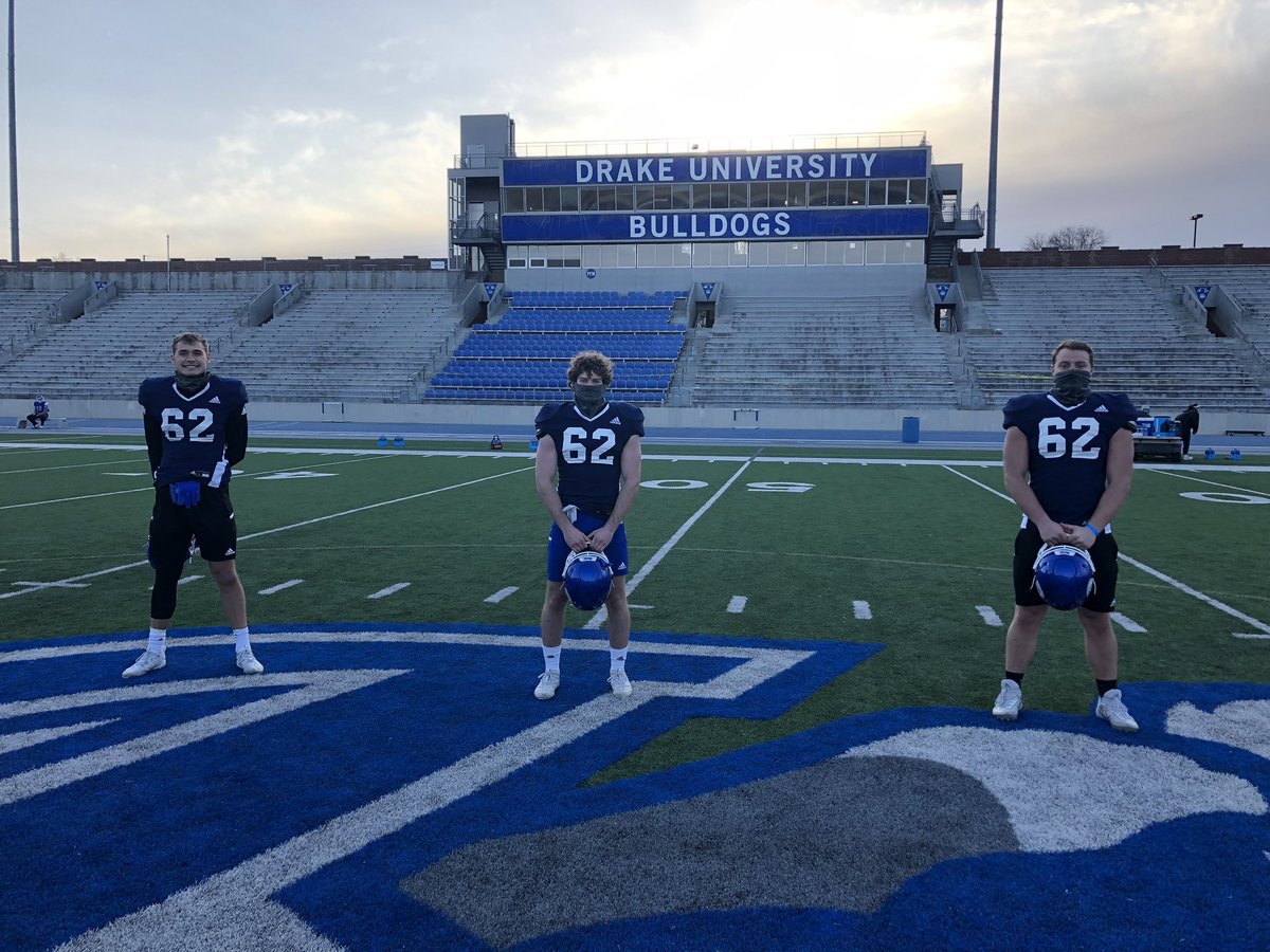 tstepsis's tweet photo. Just because we didn’t have a game this past weekend doesn’t mean that we didn’t have great energy at practice. @DrakeBulldogsFB Syp’s Scouts of the Week @ZackGray18 @hunterwj7 and @Riley_Theobald https://t.co/WMpcLvalFw