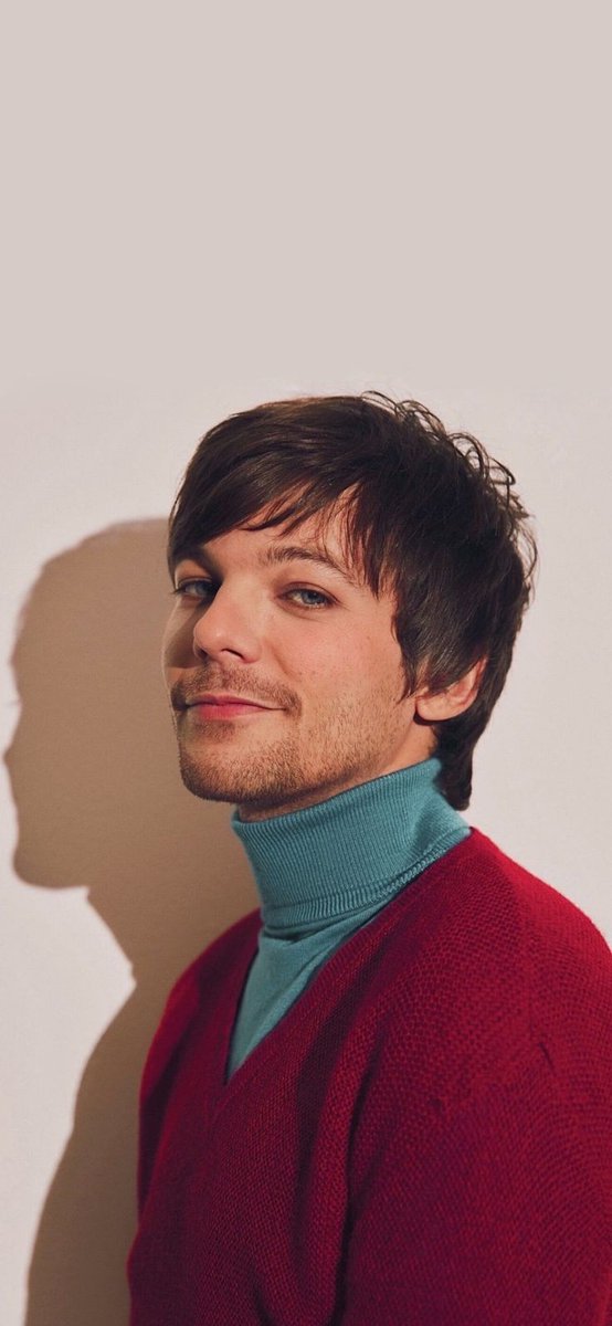 MaraMer19462772's tweet photo. #TOP50LOUISTOMLINSON
Estoy en shock!!!!!!estoy tan feliz por Louis no solo por el documental 
También por toda su música y logros 
Ha sido una persona muy fuerte
#1D #LarryStylinson #HarryStyles #LouisTomlinson
#OneDirection
#LiamPayne #ZAYN
#NiallHoran #Louis_tomlinson #LOUIES https://t.co/l8VHTqFa9F