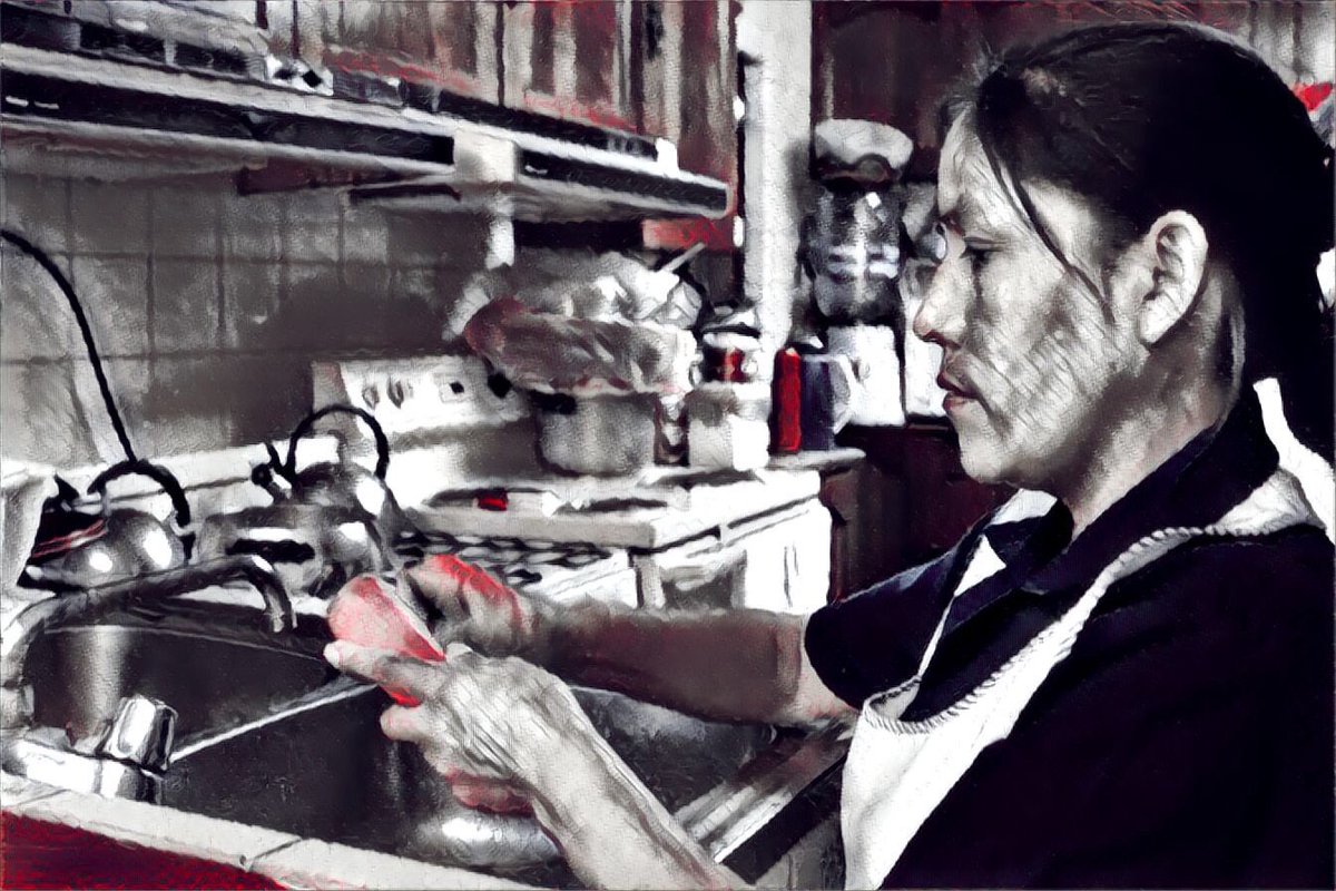 altavozmxradio's tweet photo. En el Día Internacional de las Trabajadoras del Hogar no se les felicita, se lucha porque su empleo sea reconocido, su integridad protegida y sus condiciones laborales mejoradas.

97% de las trabajadoras del hogar no tienen una relación de empleo formalizada. https://t.co/lo1ICDLswl