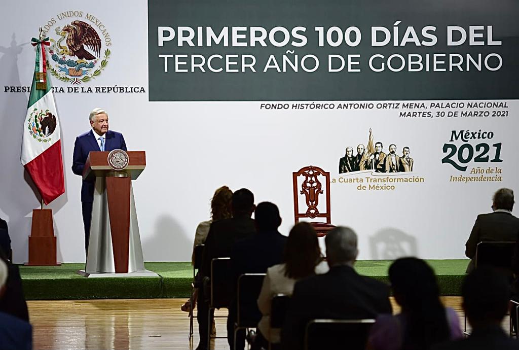 JesusRCuevas's tweet photo. En el #MensajeAlPueblo del pdte. @lopezobrador_ reafirmamos el compromiso por consolidar un país democrático, justo, seguro, soberano, libre de discriminación, del clasismo y acabar con la violencia de género. No le vamos a fallar al pueblo https://t.co/abTPz1Go5k