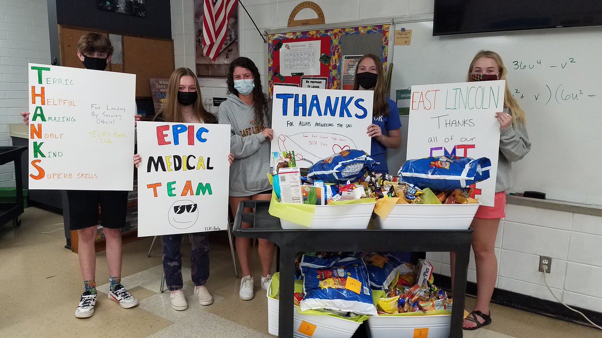 EHmustangs's tweet photo. ELHS Beta Club preparing gift baskets for the East Lincoln EMTs! We appreciate all they do watching over our players at games. #eluknow #lcsstrong2thecore https://t.co/PpxFxdO75i