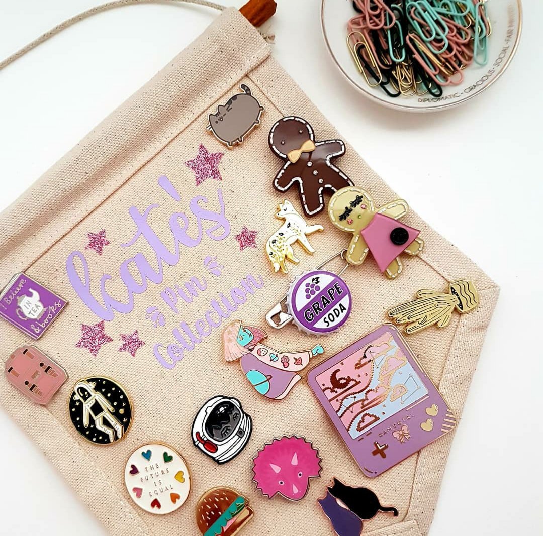 Katie___Cosmo's tweet photo. Does anyone here have enamel pin collections? I can't bear to put mine on my bags in case they get damaged or lost...so I made a pin banner to display them on the wall instead.
Get these personalised banners at https://t.co/S1EKfJeLbN π
#enamelpins #pinbanner #pincollection https://t.co/90mK1DWB3o