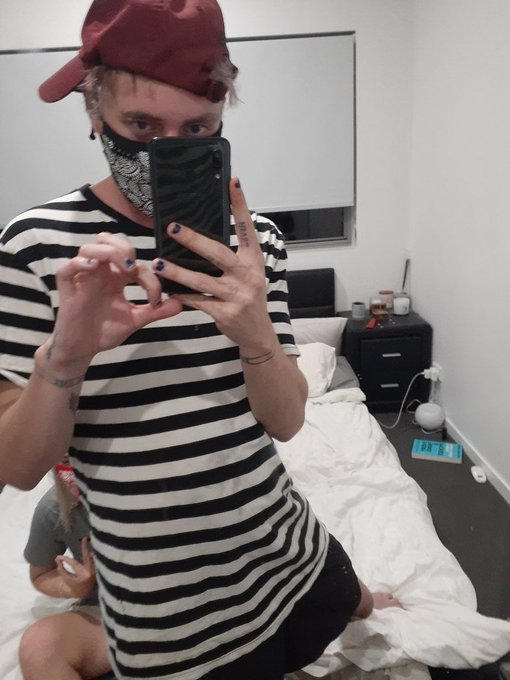 XTrashBoyx’s pics and videos