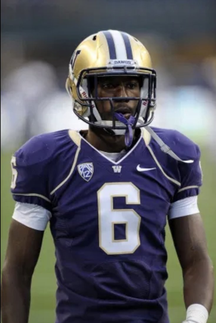 colemartin21's tweet photo. Blessed to announce I have received an offer from The University of Washington https://t.co/kibt0VUmCy