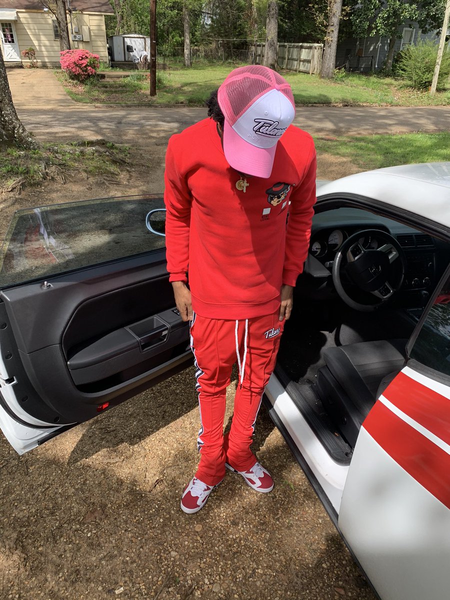jackboy_juice's tweet photo. That broke 💩 like the virus 🦠 i  don’t wanna go near it 💰 https://t.co/NdlXRBCGBF