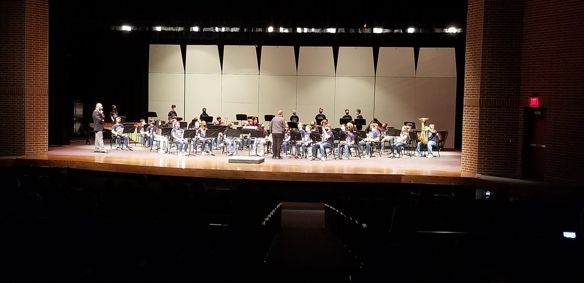 TISDWWJHS's tweet photo. Synphonic Band with some excellent pieces and some high praise during the sight-reading portion.
Great job wildcats!
#WWJHS #wildcats https://t.co/Aw427c81J1 https://t.co/ubCzvZGWB9