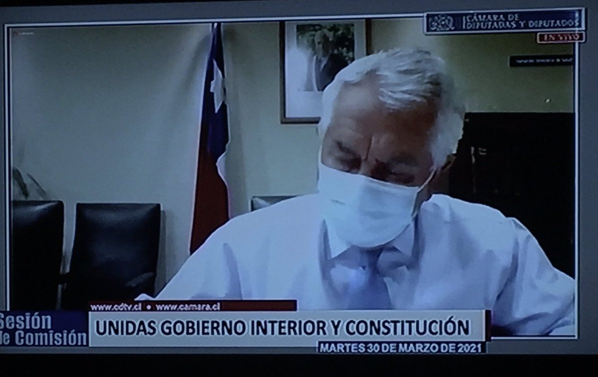 Álgido debate en Comisión de <a href="/Camara_cl/">Diputadas y Diputados de Chile</a> Diputados oficialistas quieren postergar elecciones pero mantener campaña. Candidaturas sin recursos millonarios quedaríamos nuevamente perjudicadas.