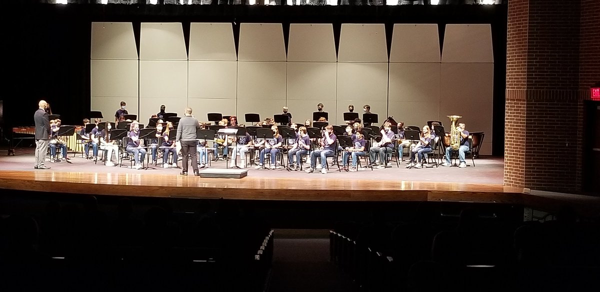 TISDWWJHS's tweet photo. Synphonic Band with some excellent pieces and some high praise during the sight-reading portion.
Great job wildcats!
#WWJHS #wildcats https://t.co/Aw427c81J1 https://t.co/ubCzvZGWB9