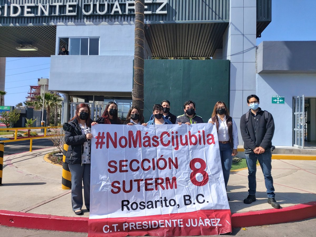 vyburgara3's tweet photo. Y que cambiarás con una foto?

Efectivamente una sola foto no cambiará las desigualdades laborales y la apatía social.
Pero mejor que quedarme sentada y no hacer nada para defender mis derechos.

#SUMATE
#Seccion8
#NoMasCijubila
#PorUnaJubilacionDigna
#MovimientoNacionalSumate https://t.co/uY94IZIRDf