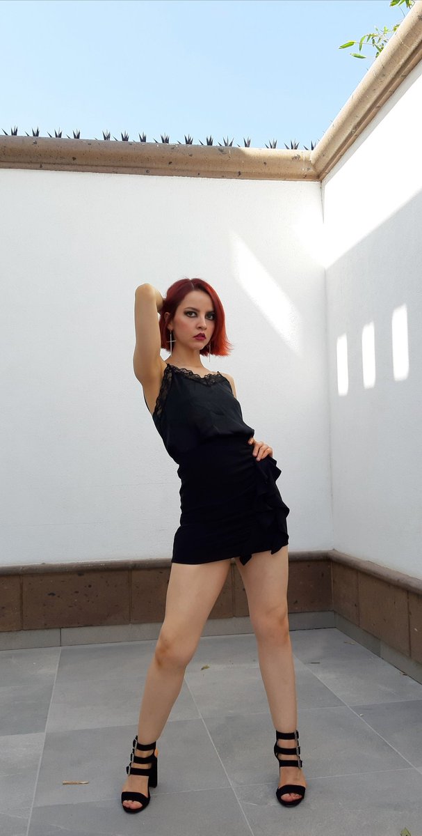 Zazekina's tweet photo. OOTD #Zazekina #mexico #ootd #BillieEilish #blackpink #ROSE #DemiDWTD #AddisonRaeonFallon #SelenaGomez #mujer #outfit #TOP50LOUISTOMLINSON #MileyCyrus #DuaLipa #DannaEnAppleMusic #HarryStyles #ArianaGrande https://t.co/zMOwXMdRKQ