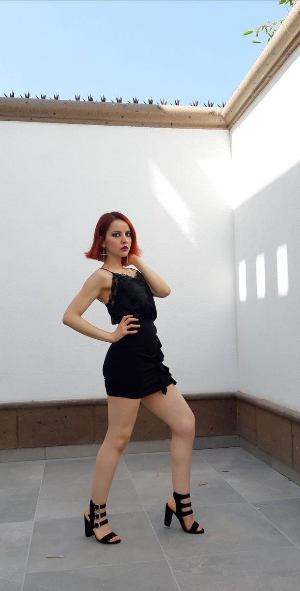 Zazekina's tweet photo. OOTD #Zazekina #mexico #ootd #BillieEilish #blackpink #ROSE #DemiDWTD #AddisonRaeonFallon #SelenaGomez #mujer #outfit #TOP50LOUISTOMLINSON #MileyCyrus #DuaLipa #DannaEnAppleMusic #HarryStyles #ArianaGrande https://t.co/zMOwXMdRKQ