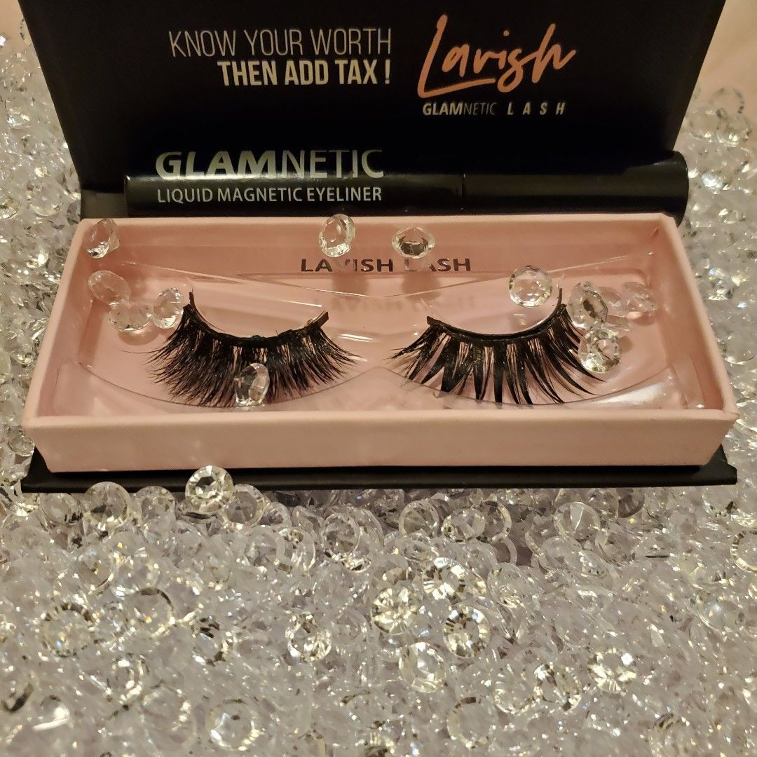 April43378994's tweet photo. Glammetic Eyelashes in Lavish Lash, these lashes are amazing, they don't budge once applied! #glamnetic https://t.co/WyICe3X9uT https://t.co/2kzBW9tjcT