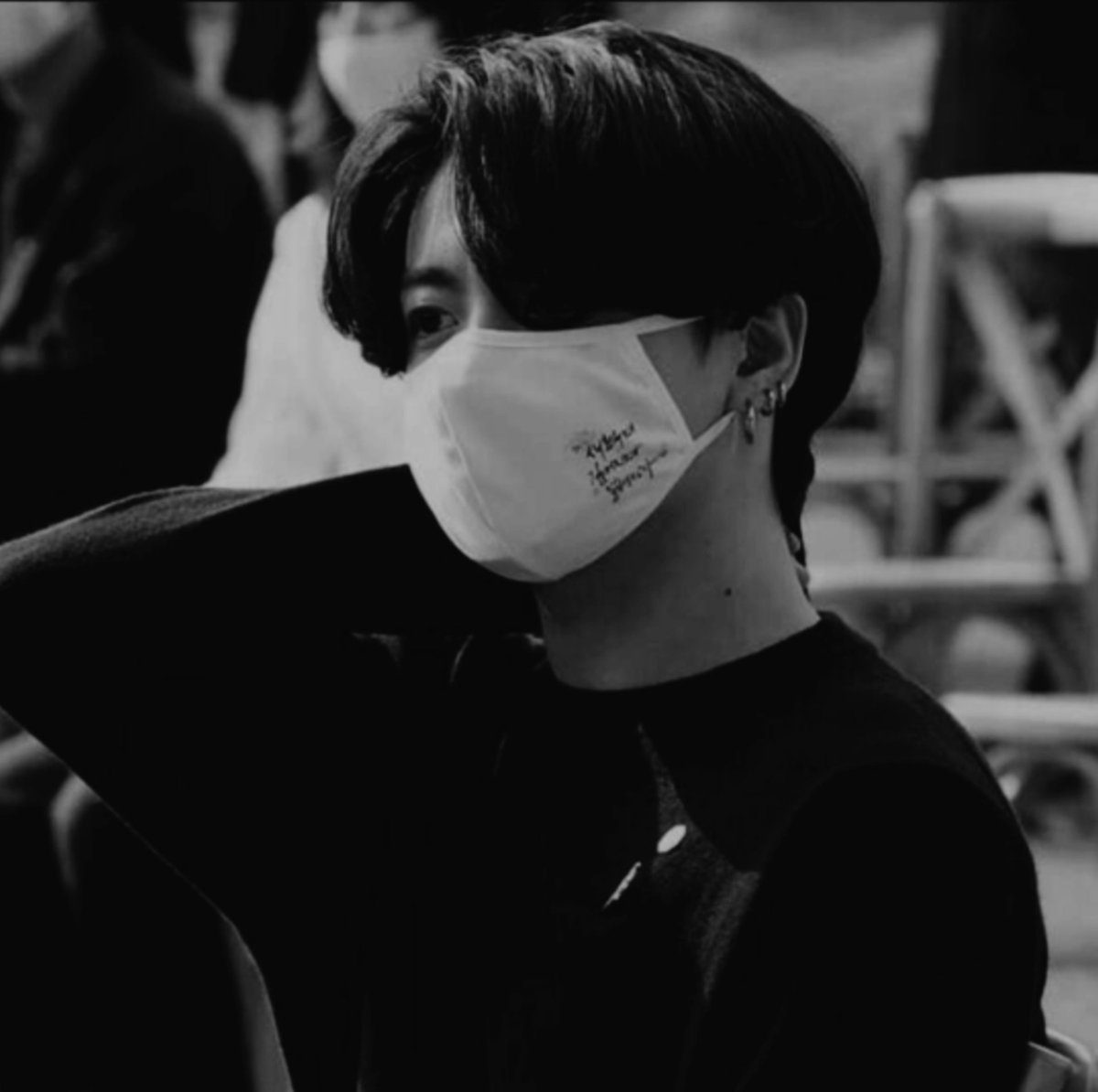 Hay, i'm Xyvryzan

Mutualan? Rt or like
fambest? Dm
#roleplayerindonesia #roleplayer #roleplayerkpop #rptwt #roleplay