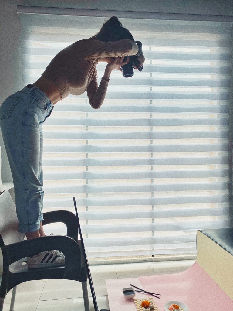 idkneita's tweet image. Yo            //              Mi trabajo ♥︎