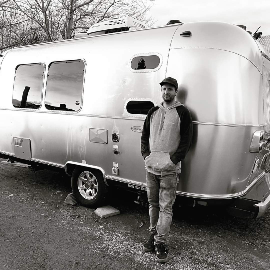 DrewswifeManda's tweet photo. Little brother got a sweet #airstream trailer https://t.co/UoFF9EFZRT