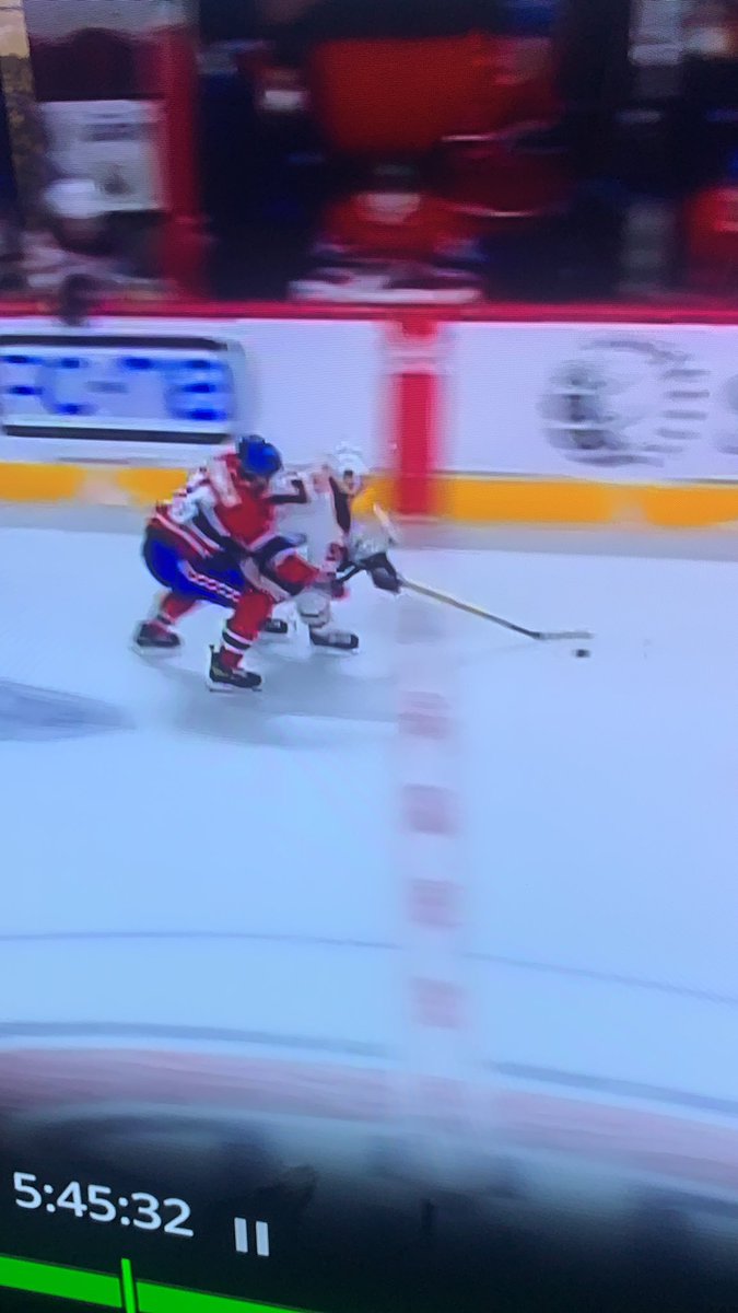 mikedirsa's tweet photo. This hack on McDavid is why he lost his cool, happens on a nightly basis &amp; tonight is the first time I think he's lost his composure over it so get out of here with thinking he's a dirty player because I guarantee you if you were playing &amp; had to go through this abuse you'd snap https://t.co/GJo8sBAS1p