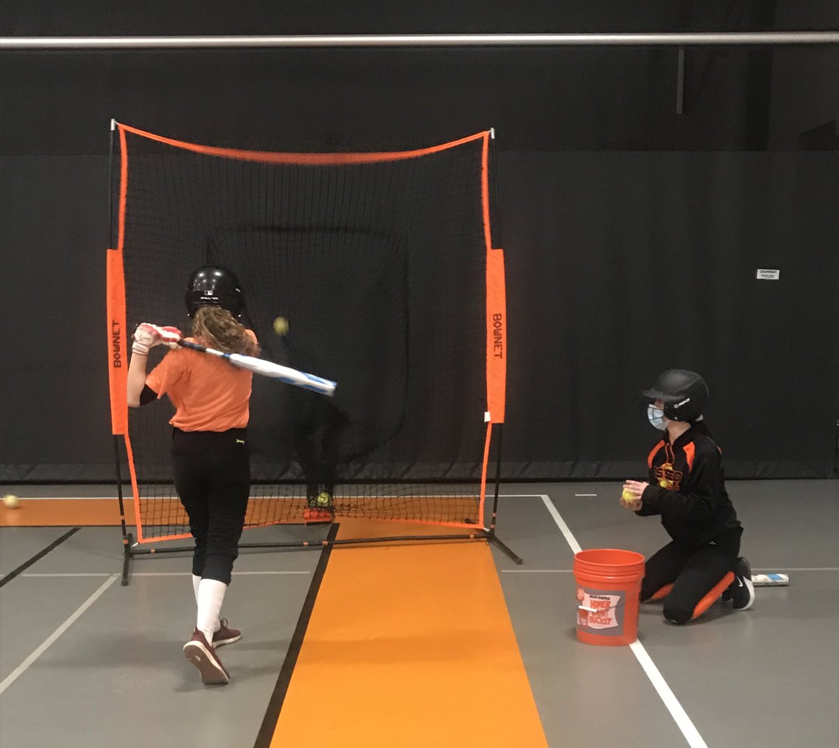 oshfastpitch's tweet photo. Had to go indoors to do our hitting today, don’t worry we still went outside and battled the wind and cold for awhile. #mentaltoughness #itsstillspring #lovesoftball🧡🥎 https://t.co/LjmA4PiCFv