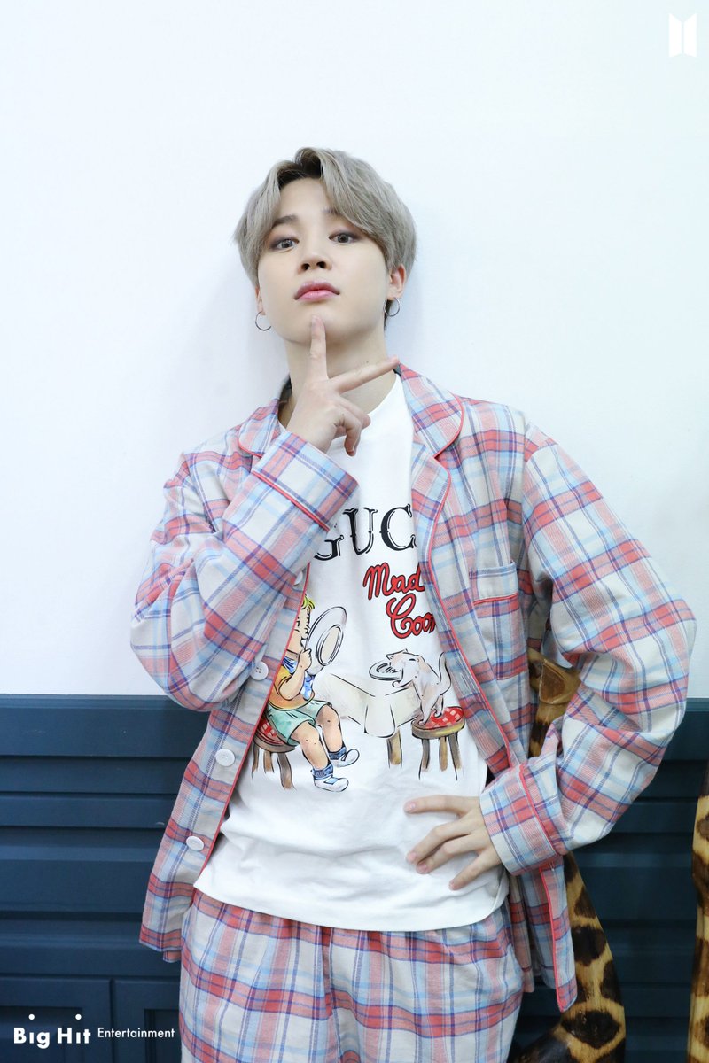 Jimin Global K Media Reported Bts Jimin Captivated Fans With His Lovely Charm Blonde Hair Smooth Skin And Various Types Of Face Expressions On The Recently Released Bts Be Comeback