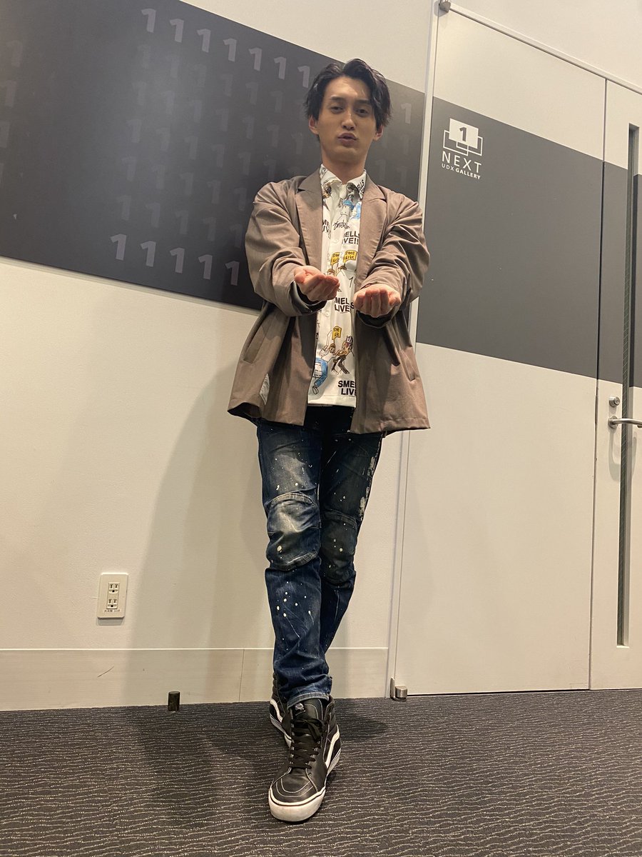 andgames_fes's tweet photo. &amp;GAMES アーカイブ視聴は
4月4日(日)まで🍒

出演者の当日衣装まとめ👗💓

LINE LIVE-VIWEINGのチケット購入👉
https://t.co/5vy1gYntHp

eXeLABのチケット購入👉
https://t.co/AKl0YvJh3C

#andgames https://t.co/ol7ViwWkML
