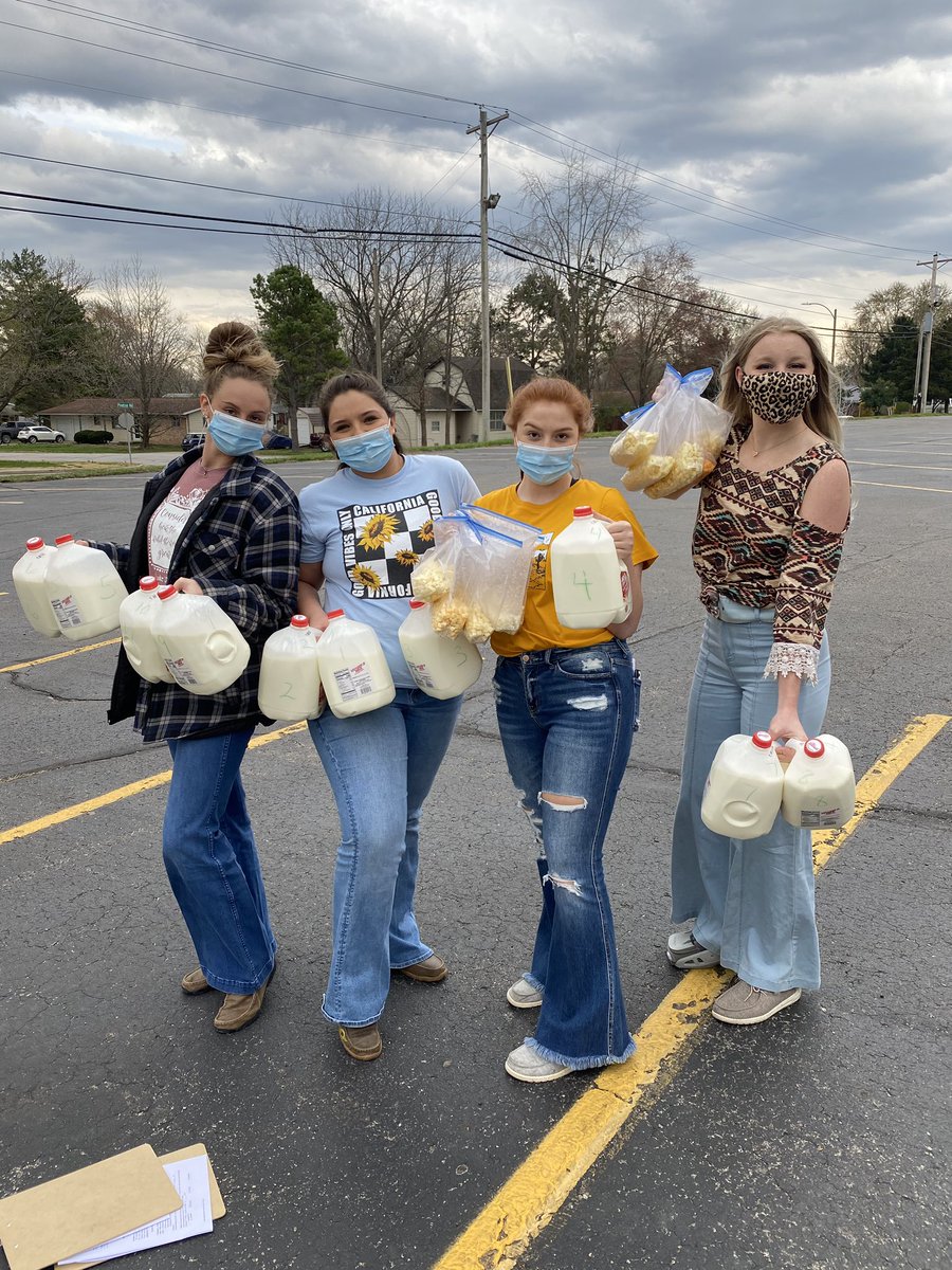 platorv's tweet photo. Way to go, PHS FFA! #FFA #platorv #platoffa https://t.co/bQcJilE4yY