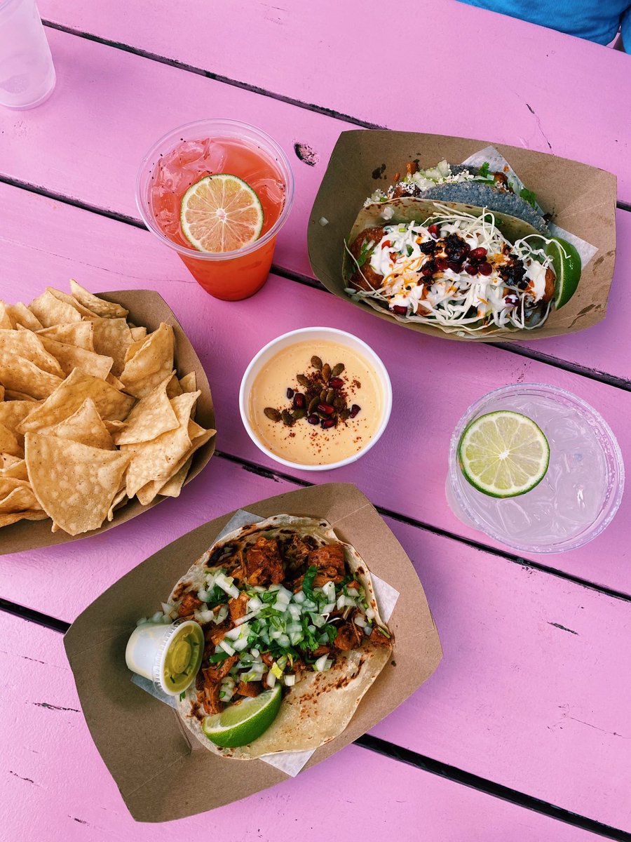 thebigeatsy's tweet image. Tacos &amp;amp; queso from BARRACUDA #yum #foodie #food #goals #tacos #queso #guac #drinks #homemade #eats #bigeasy #thebigEATSy