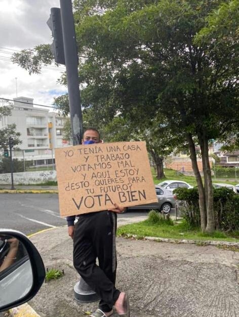 LaHistoria tweet media