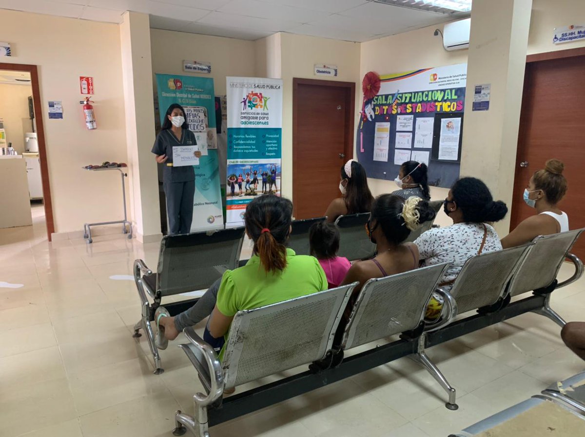 SaludImbabura's tweet photo. #Atacames | En el marco de la estrategia   #MiBarrioSinMosquitos profesionales de los centros de salud del #Distrito08D03 promueven las acciones que fomentan las medidas preventivas de enfermedades transmitidas por vectores https://t.co/LWNcv2loFF