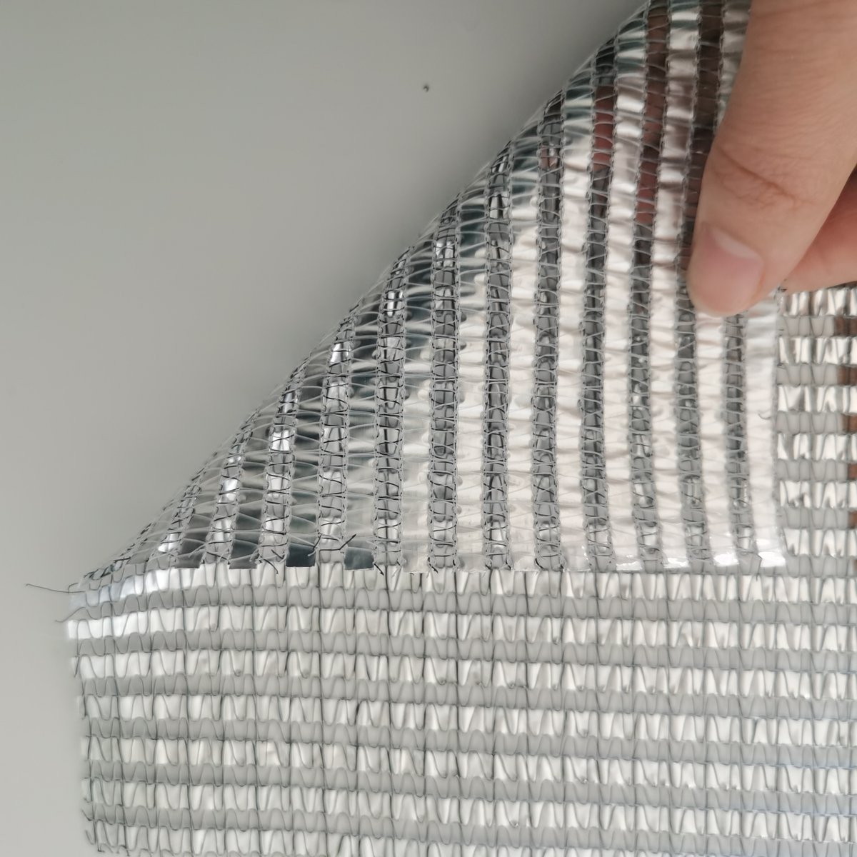 Liucanger's tweet photo. This product is suitable for sunshade decoration covering of all kinds of greenhouses and indoor outdoor #shading, for covering window and roof, carport, for cooling your #dogshed.
#aluminet
#shadecloth https://t.co/37B6EJLlsk